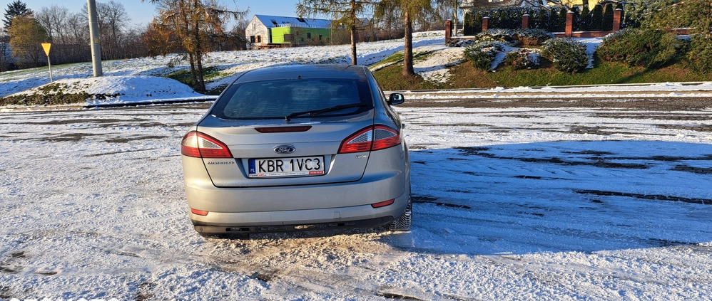 Ford Mondeo cena 9999 przebieg: 352000, rok produkcji 2009 z Brzesko małe 121